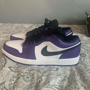 Air Jordan 1 Low Court Purple